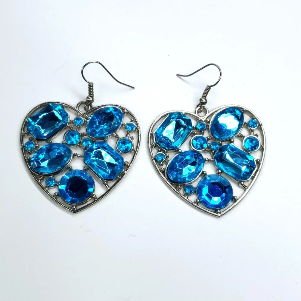 N/A faux blue